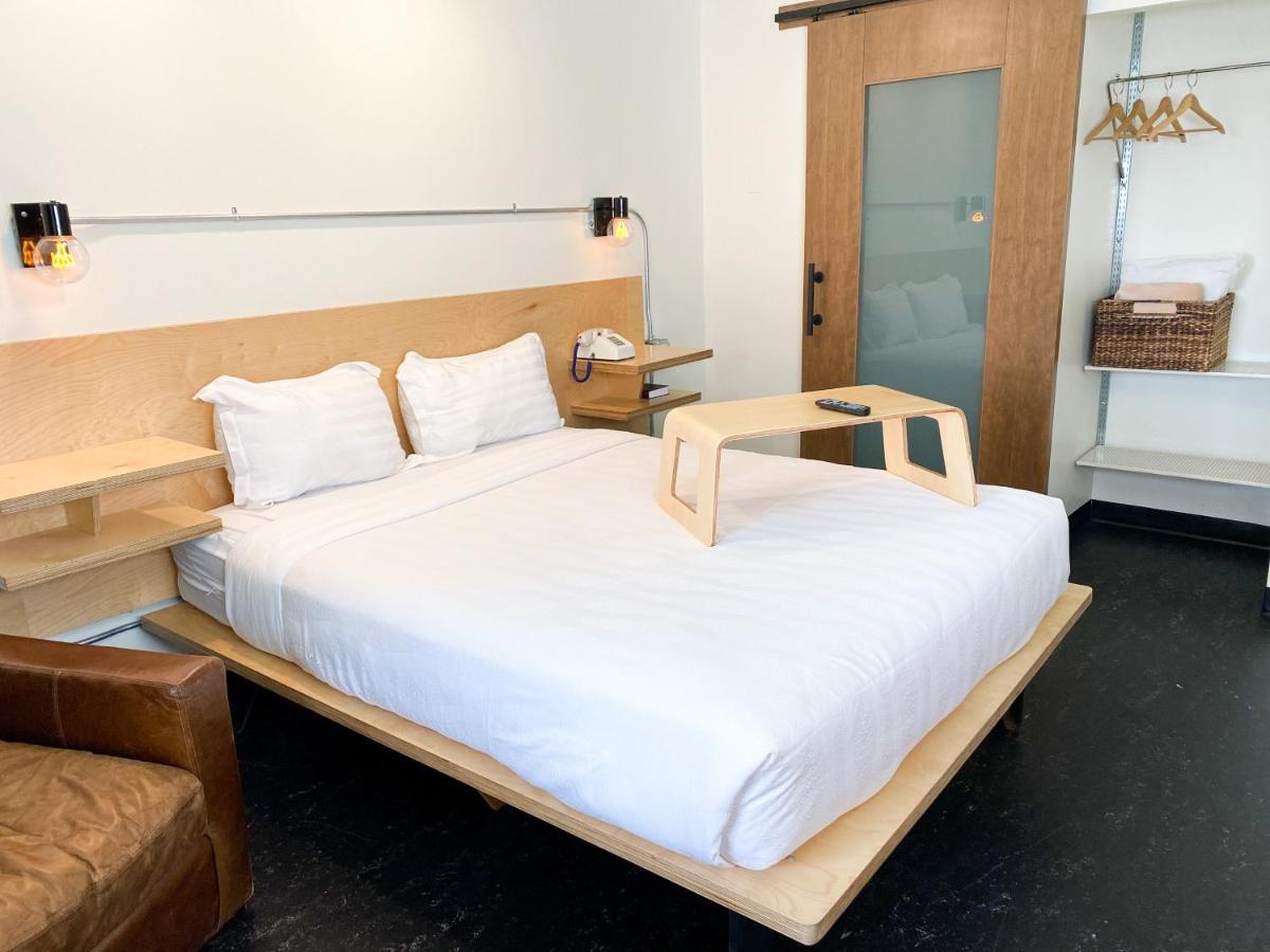 Hotel Corvallis Bagian luar foto