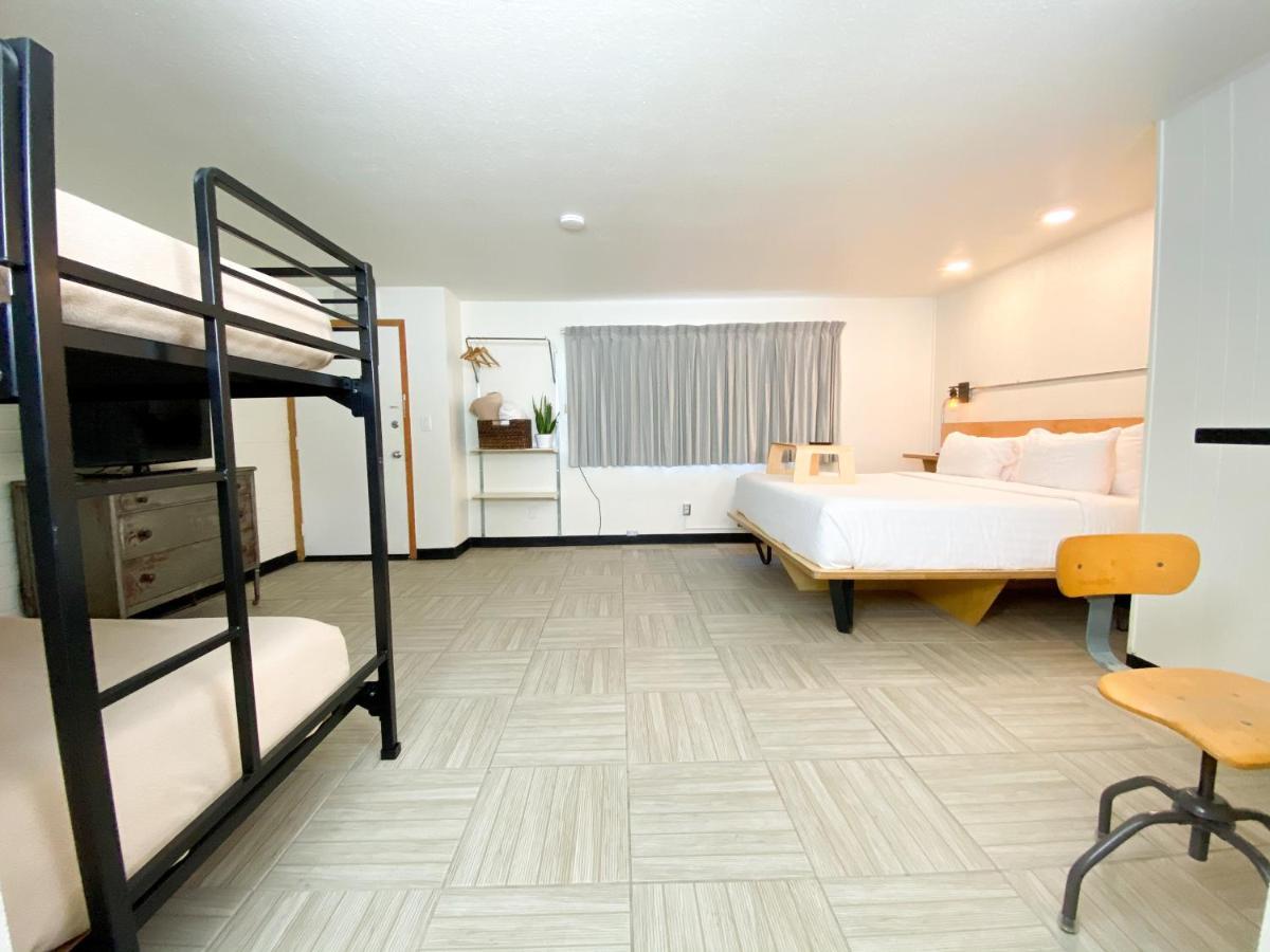Hotel Corvallis Bagian luar foto