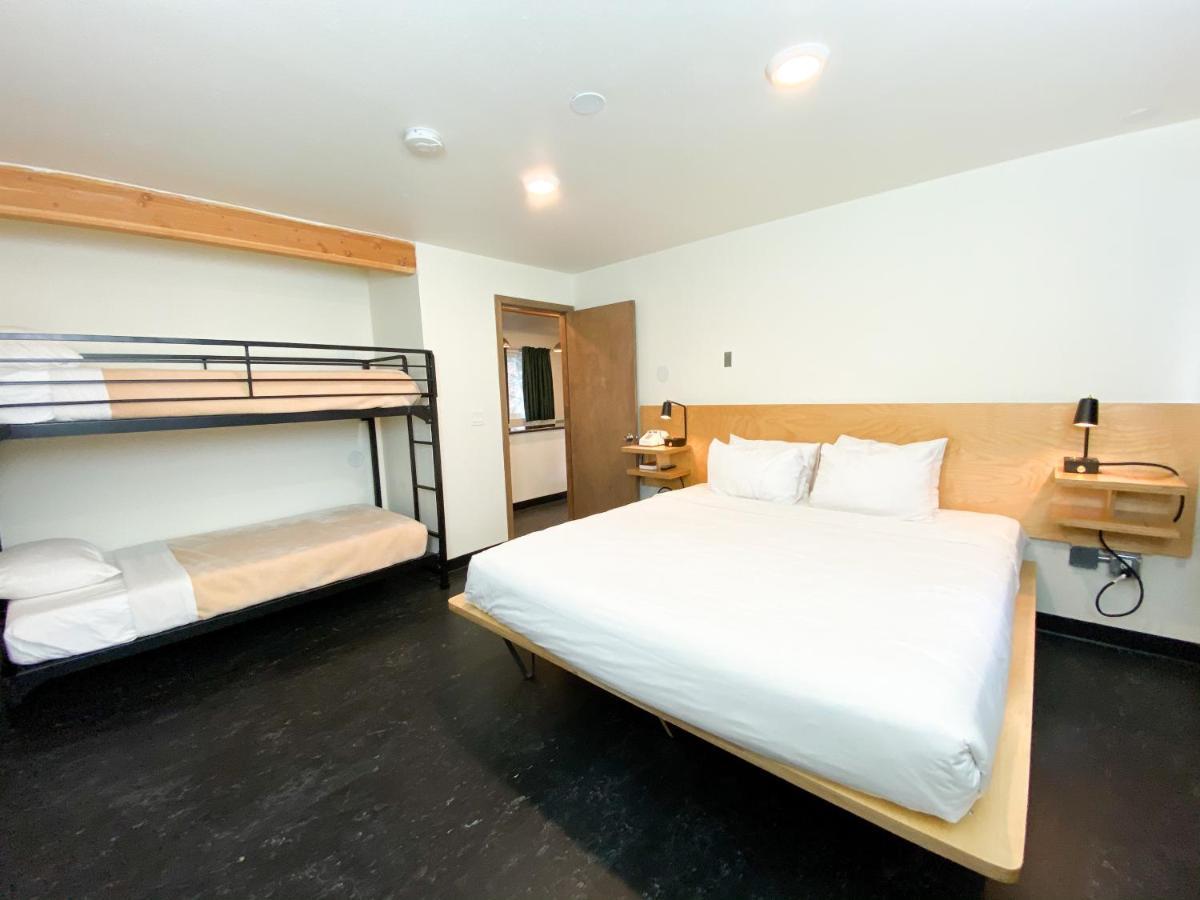 Hotel Corvallis Bagian luar foto