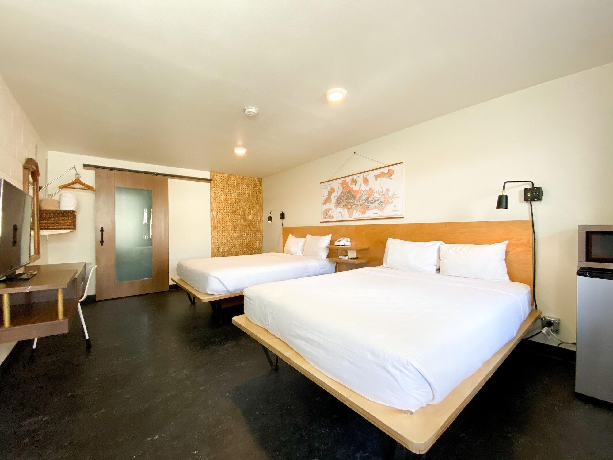 Hotel Corvallis Bagian luar foto